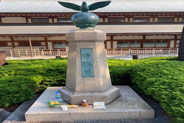 終戦記念日75周年 日本靖国神社参拝 全ての人々に平和を祈念する